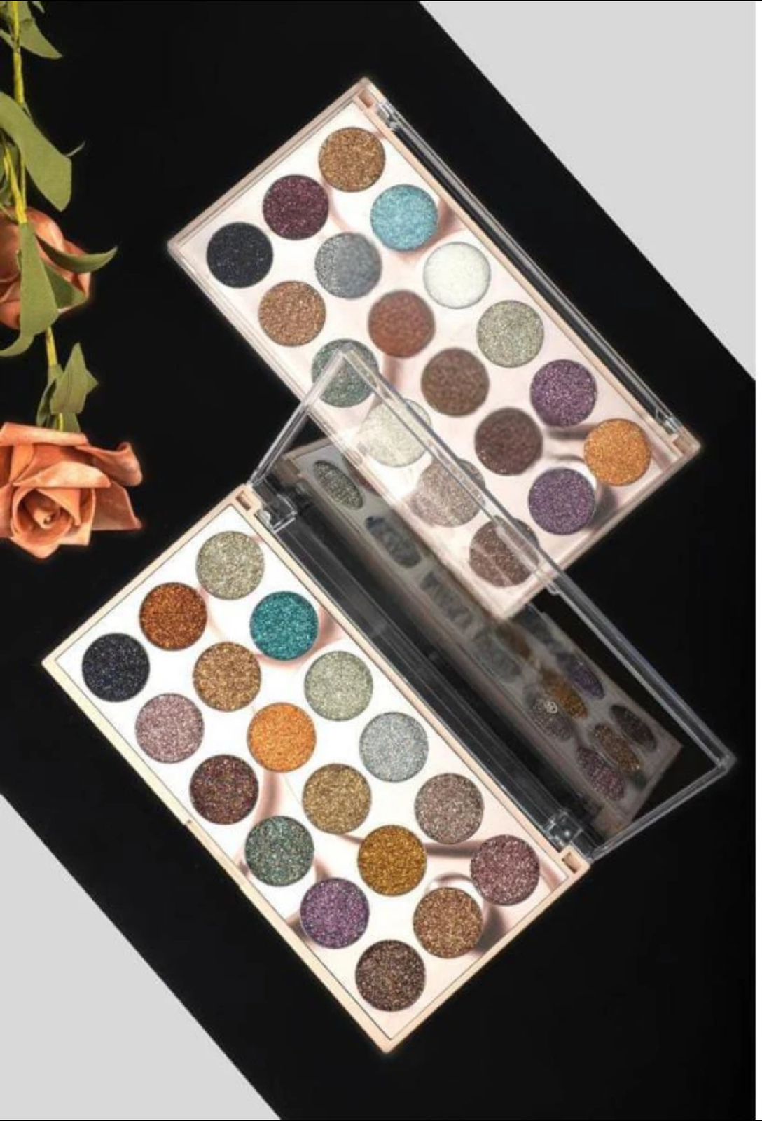 Mocallure Professional 18-Color Glitter Eyeshadow Palette – Bold, Shimmering Shades for Every Look - HILWA